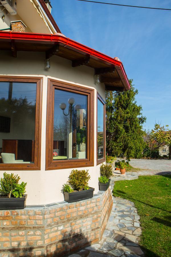 Guesthouse Liogerma Káto Loutrákion 외부 사진